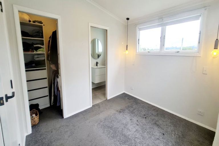 Property details for 6 Victoria Street, Ebdentown, Upper Hutt, 5018