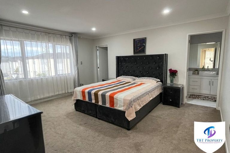 Photo of property in 69 Rosewell Crescent, Flat Bush, Auckland, 2019