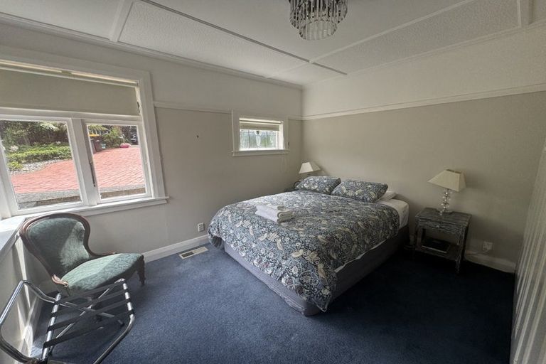 Photo of property in 26 Burma Road, Khandallah, Wellington, 6035