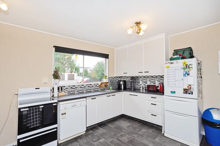 Photo of property in 33 Charles Street, Grasmere, Invercargill, 9810