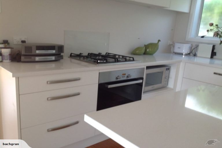 Photo of property in 69 Moncks Spur Road, Redcliffs, Christchurch, 8081