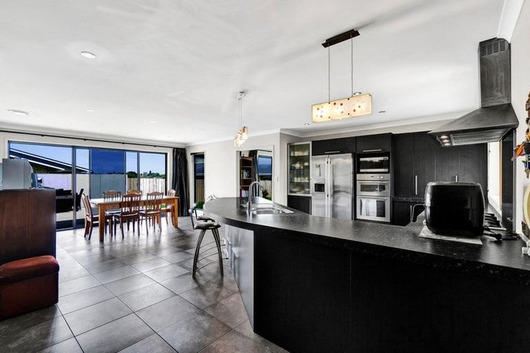 Photo of property in 50b Penrod Drive, Bell Block, New Plymouth, 4312