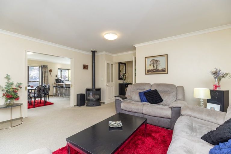 Photo of property in 196 Milne Drive, Paraparaumu, 5032