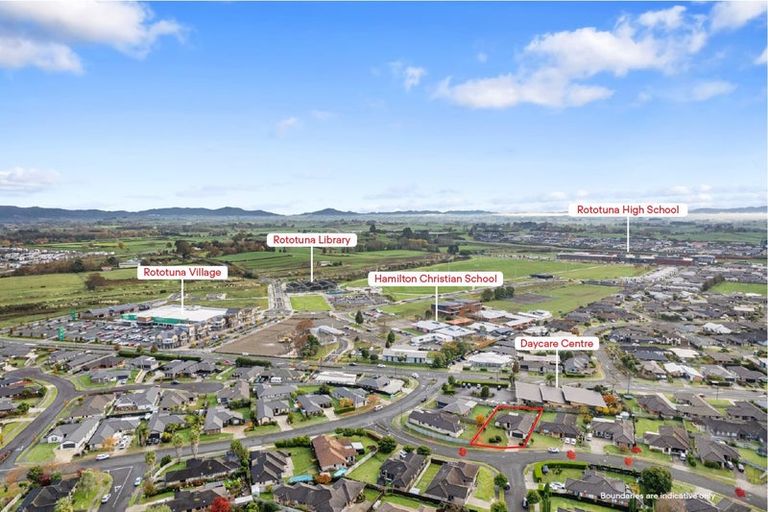 Photo of property in 102 Farringdon Avenue, Rototuna North, Hamilton, 3210