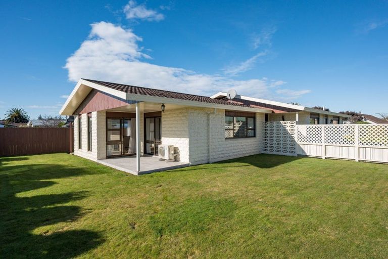 Photo of property in 8 Ledger Avenue, Motueka, 7120