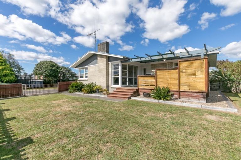 Photo of property in 2 Katherine Place, Melville, Hamilton, 3206