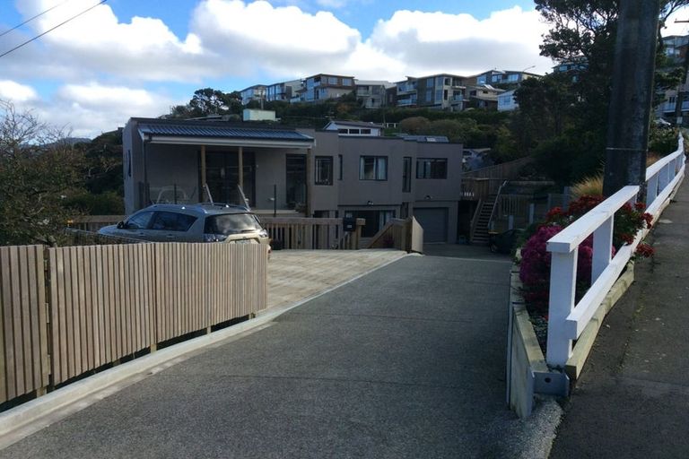 Photo of property in 141 Onslow Road, Khandallah, Wellington, 6035