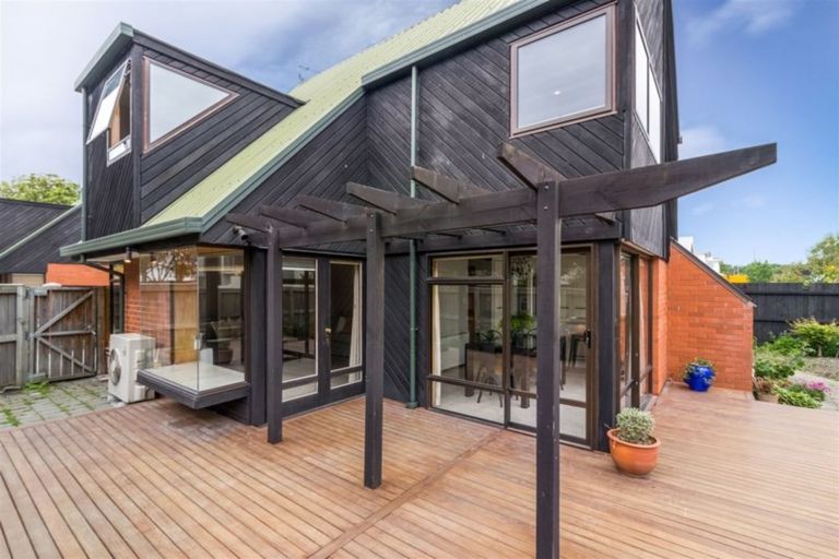 Photo of property in 96 Rossall Street, Merivale, Christchurch, 8014