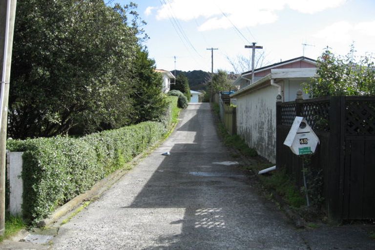Photo of property in 42 Peel Place, Wainuiomata, Lower Hutt, 5014