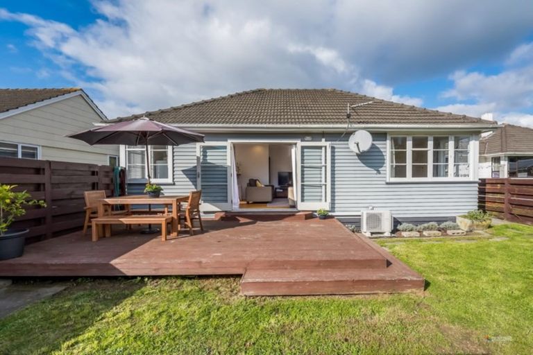 Photo of property in 1/265 Oxford Terrace, Avalon, Lower Hutt, 5011