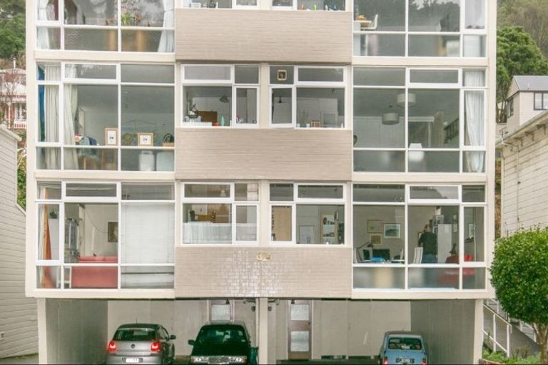 Photo of property in 374 Tinakori Road, Thorndon, Wellington, 6011