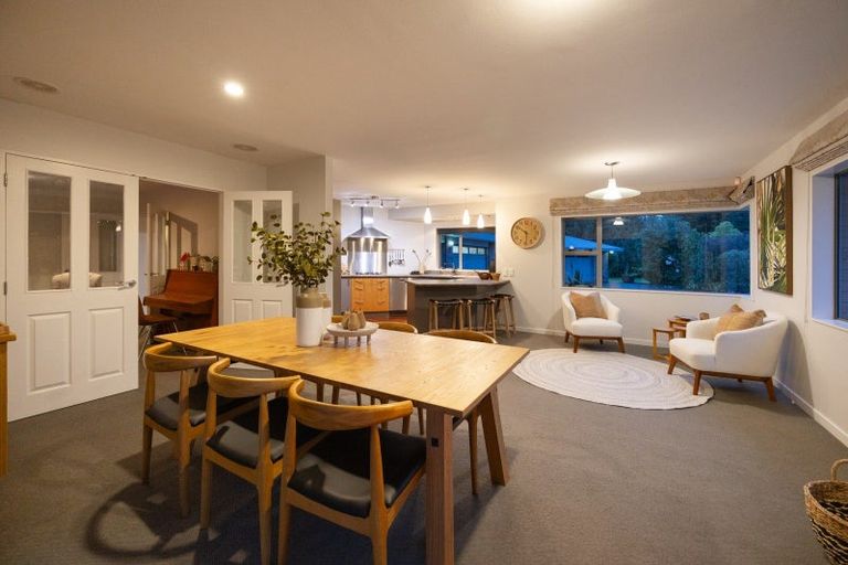 Photo of property in 136 Tutaki Road, Kelvin Grove, Palmerston North, 4470