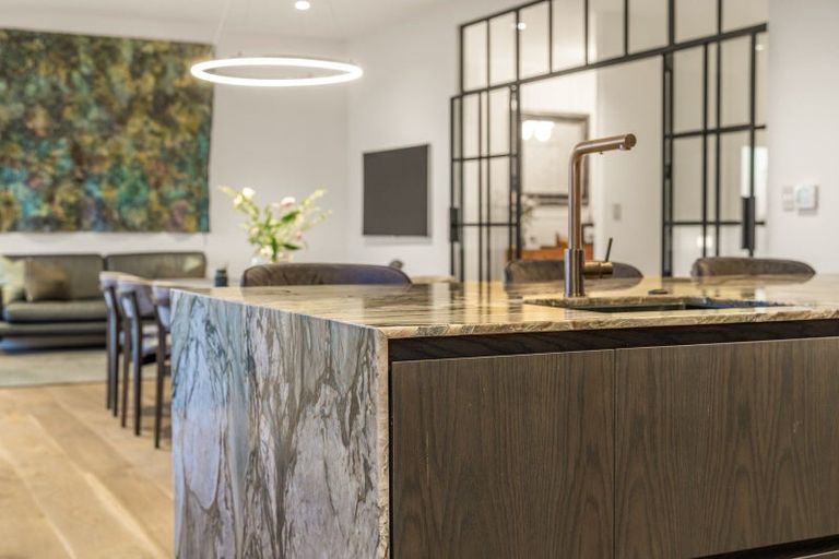 Photo of property in 19 Kerr Street, Devonport, Auckland, 0624