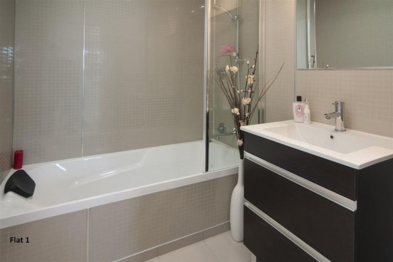 Photo of property in 1/200 Chivalry Road, Glenfield, Auckland, 0629