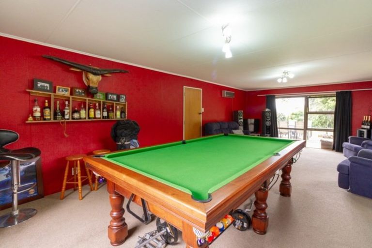 Photo of property in 75 Riverbank Road, Tiakitahuna, Palmerston North, 4477