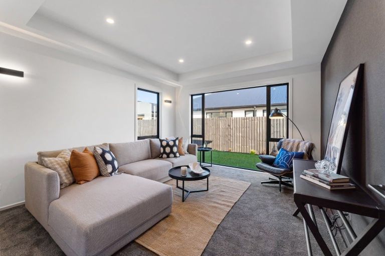 Photo of property in 21 Brooklands Street, Burwood, Christchurch, 8083