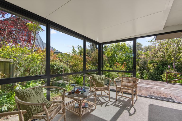 Photo of property in 131 Summerhill Drive, Fitzherbert, Palmerston North, 4410