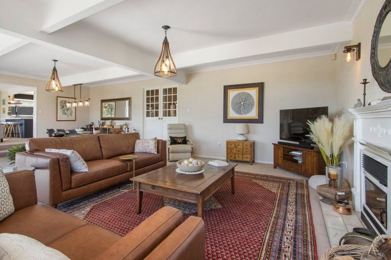 Photo of property in 57 Links View Drive, Omokoroa, 3114