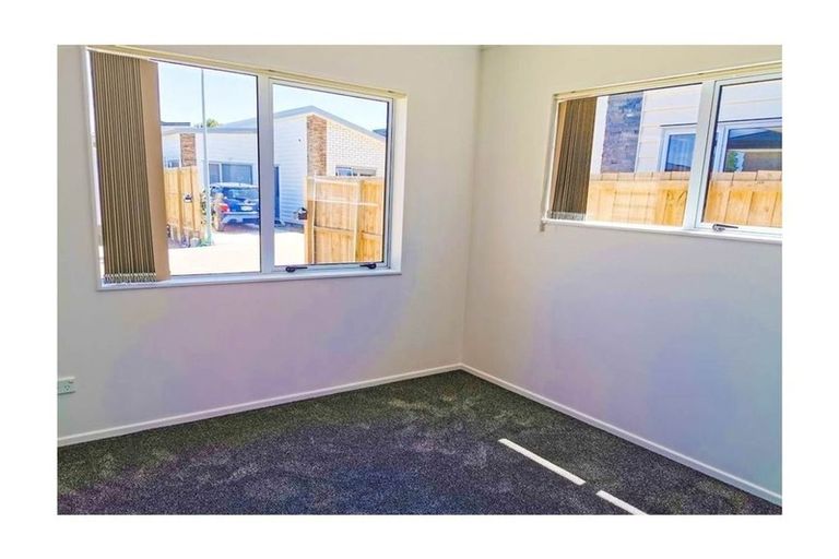 Photo of property in 55a Senator Drive, Manurewa, Auckland, 2105