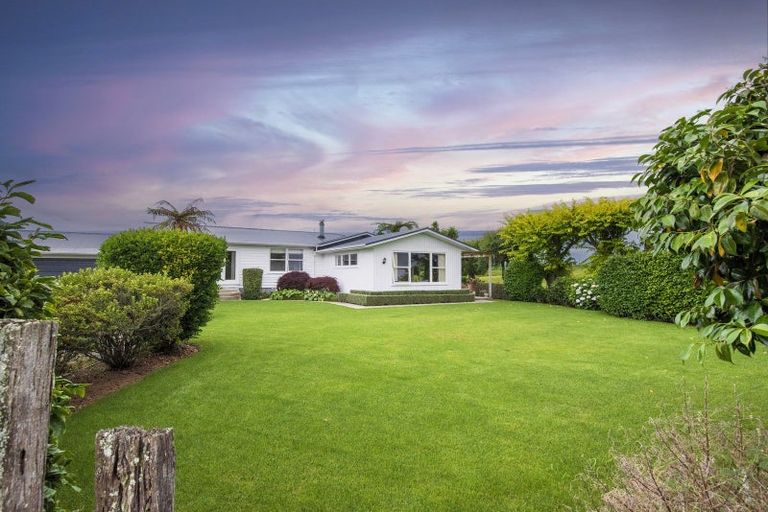 Photo of property in 147 Koputaroa Road, Levin, 5575