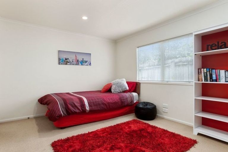 Photo of property in 11 Aclare Place, East Tamaki, Auckland, 2016