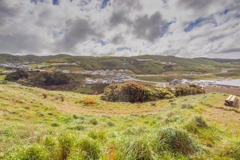 Photo of property in 10 Prestwich Rise, Churton Park, Wellington, 6037