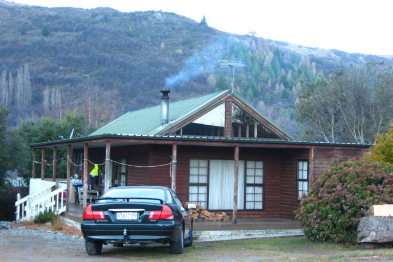 Photo of property in 3 Centennial Avenue, Arrowtown, 9302