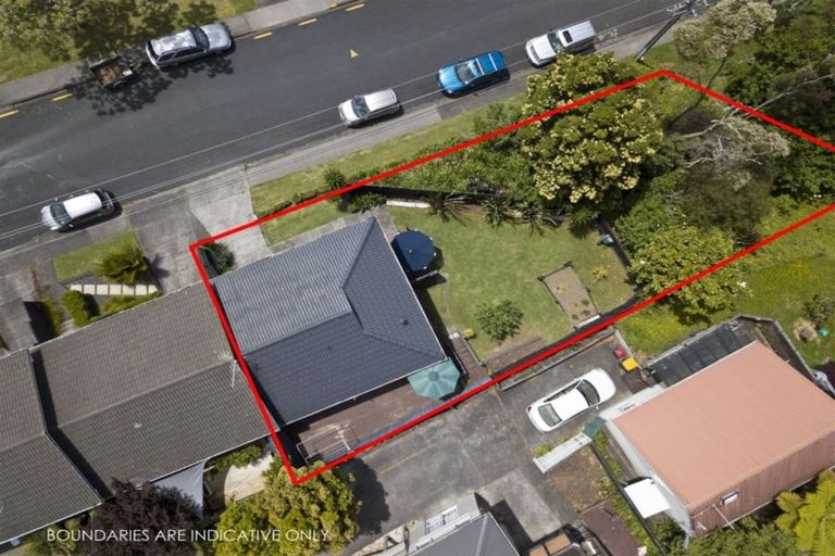 Photo of property in 3/84 Peach Road, Glenfield, Auckland, 0629