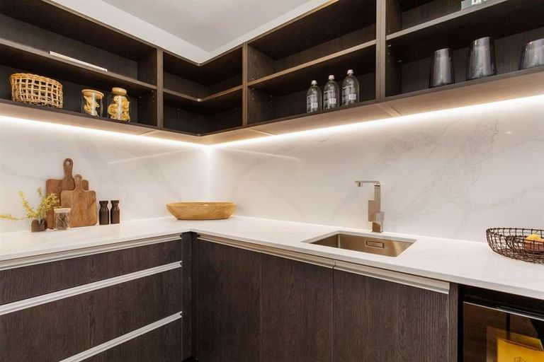 Photo of property in 35 Tui Street, Fendalton, Christchurch, 8041