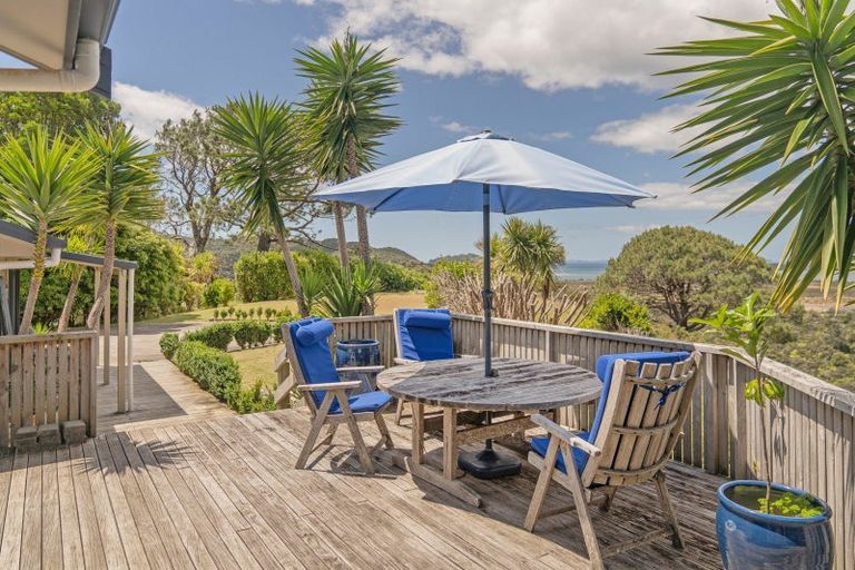Photo of property in 108 Horongaherehere Row, Te Rerenga, Coromandel, 3582