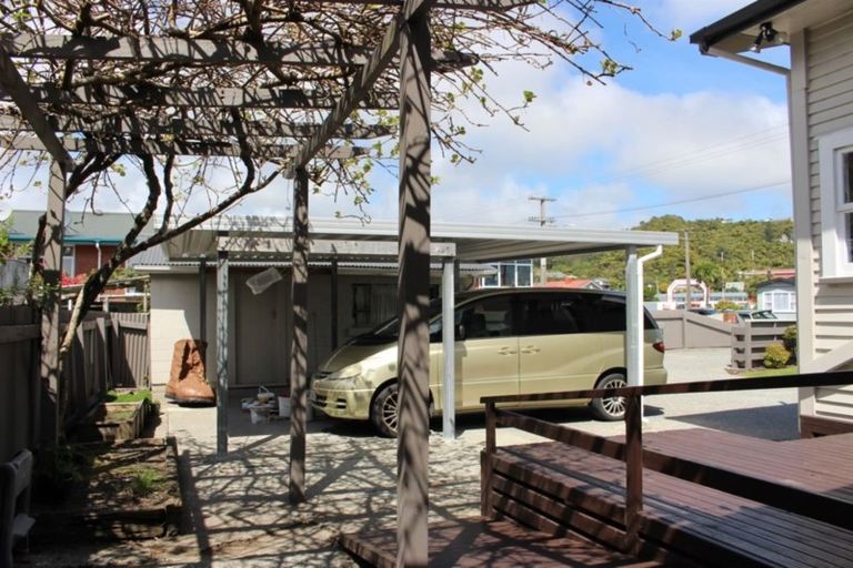 Photo of property in 123 Shakespeare Street, Greymouth, 7805