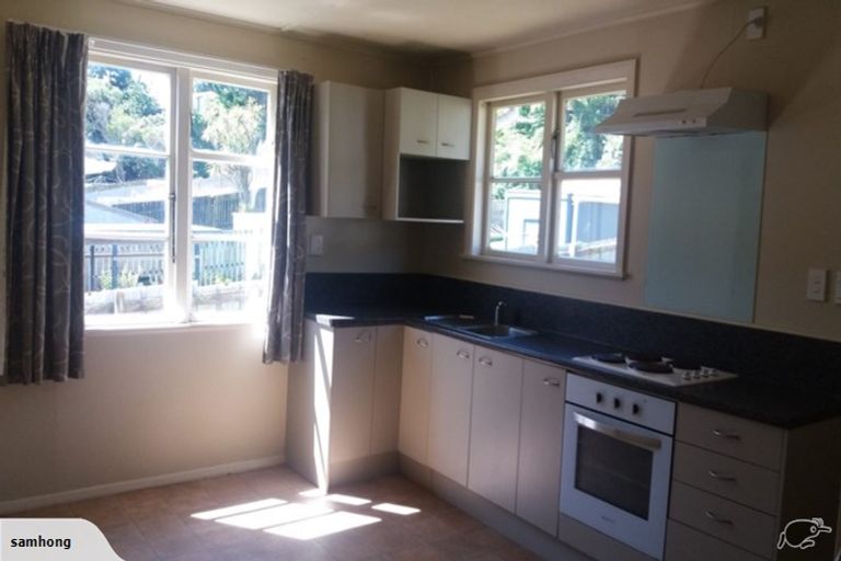 Photo of property in 196 Waddington Drive, Naenae, Lower Hutt, 5011