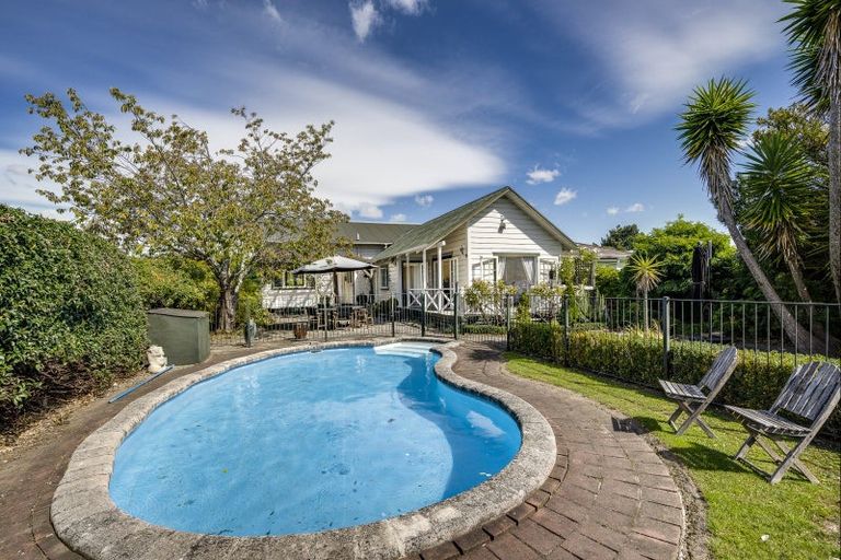 Photo of property in 607 Queen Street West, Saint Leonards, Hastings, 4120