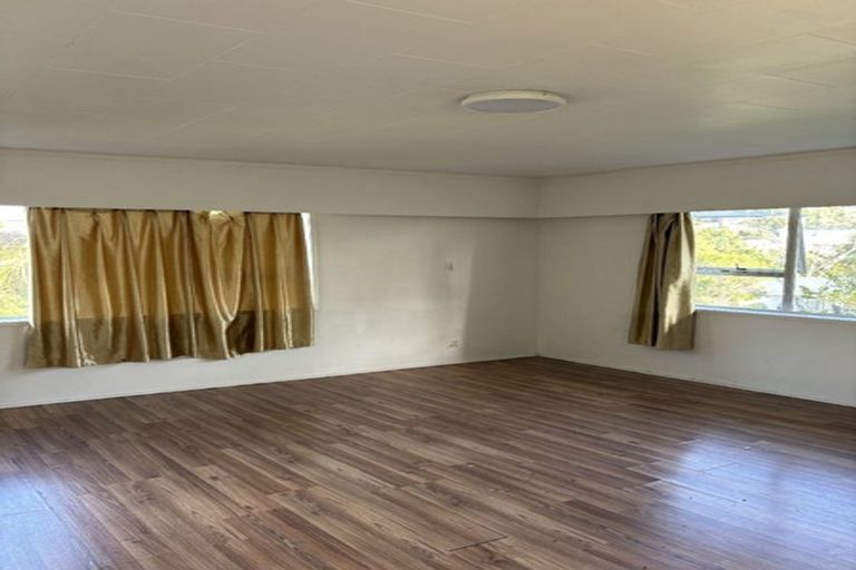 Photo of property in 30 Killarney Avenue, Torbay, Auckland, 0630