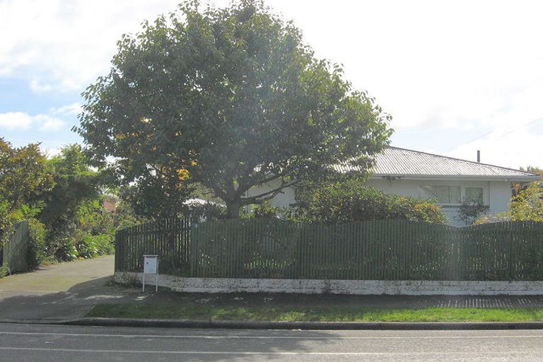 Photo of property in 9 Greers Road, Ilam, Christchurch, 8041