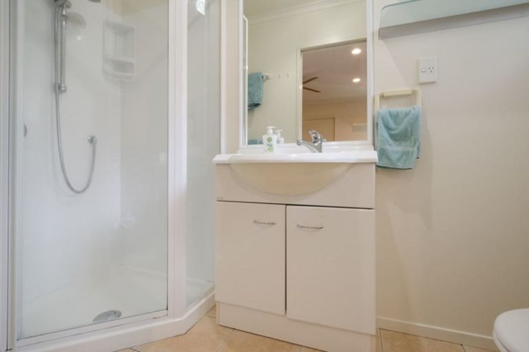 Photo of property in 22 Carnelian Court, Westgate, Auckland, 0614