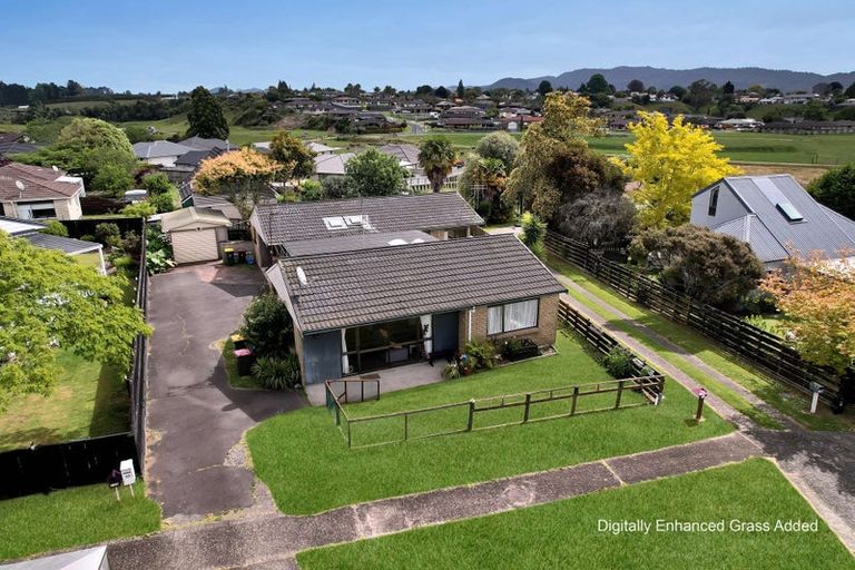 Photo of property in 17a Edgehill Place, Te Puke, 3119
