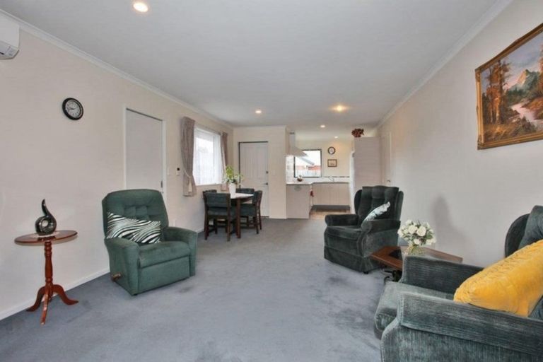 Photo of property in 2/14 Third Street, Belfast, Christchurch, 8051