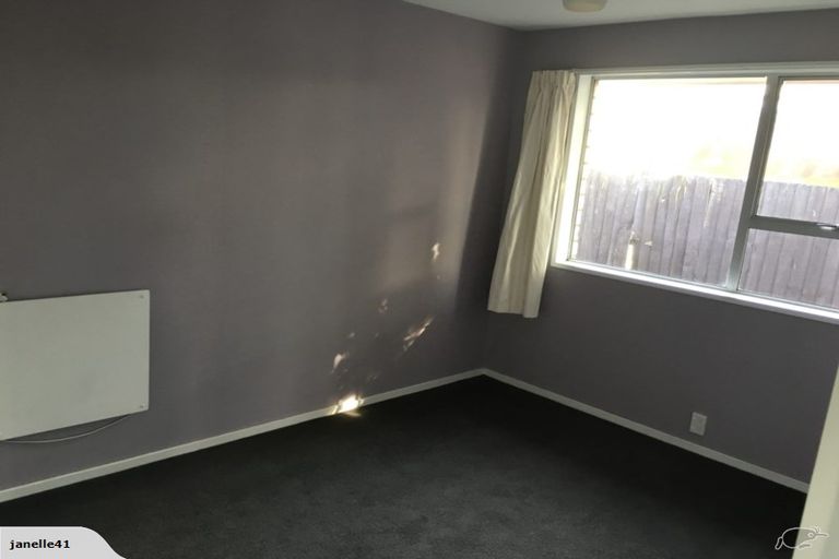 Photo of property in 1/6 Timbertop Lane, Saint Martins, Christchurch, 8022