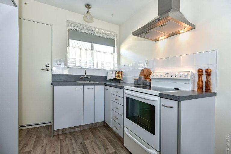 Photo of property in 2/117 Beresford Street, New Brighton, Christchurch, 8061