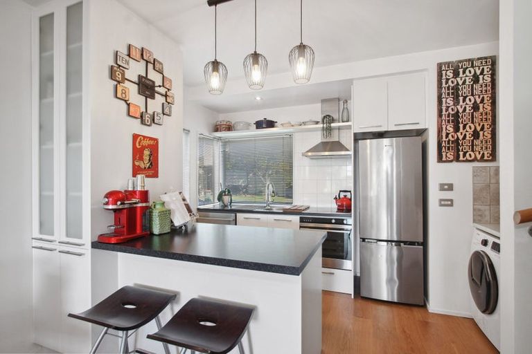 Photo of property in 24 Haven Drive, East Tamaki, Auckland, 2013