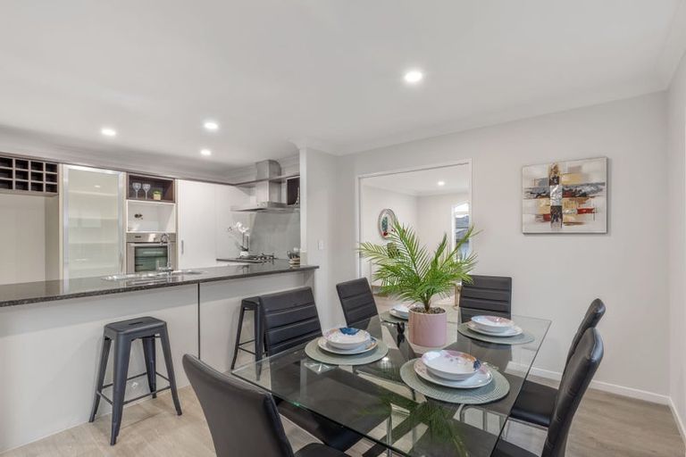 Photo of property in 11 Thyme Court, Flat Bush, Auckland, 2016