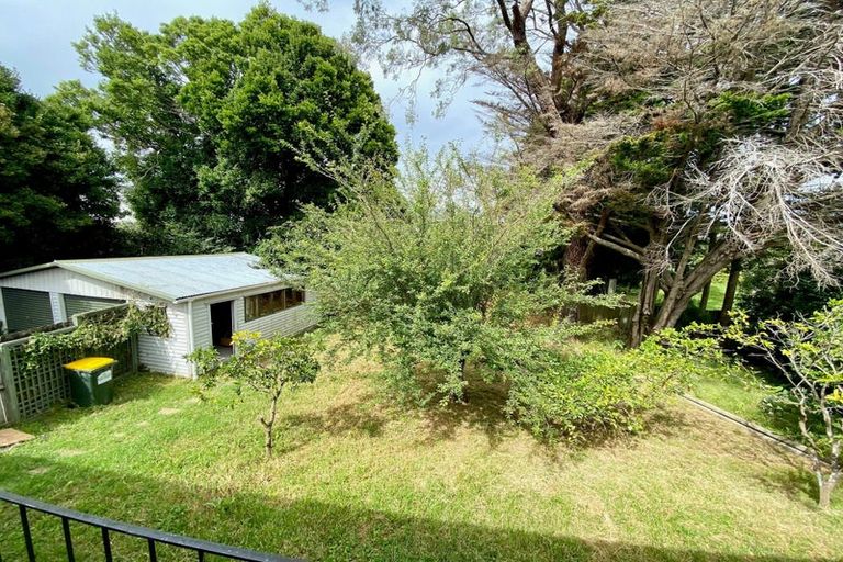 Photo of property in 34 Kelman Road, Kelston, Auckland, 0602