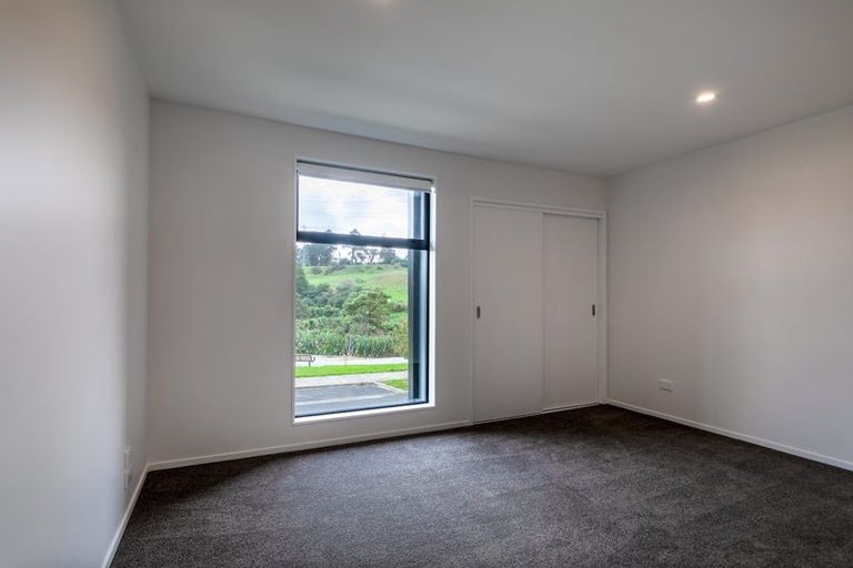 Photo of property in 4 Tuputupu Drive, Kumeu, 0810