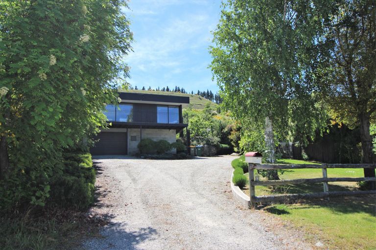 Photo of property in 20 Hazlett Street, Clyde, 9330