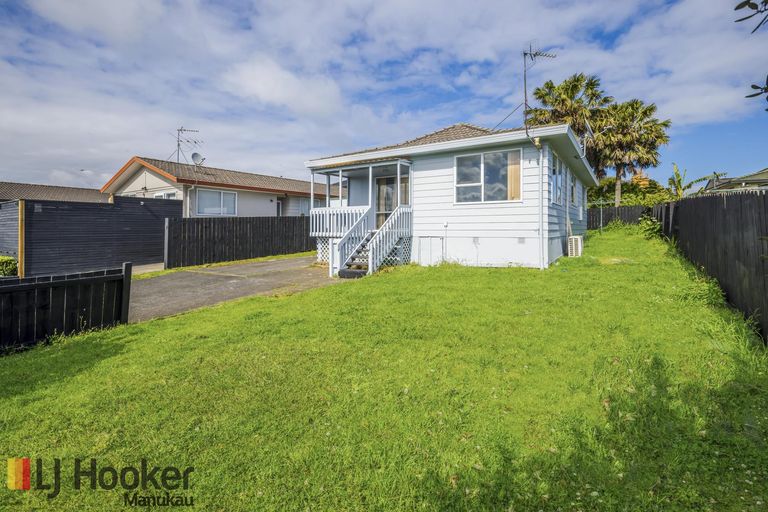 Photo of property in 1/82 Palmers Road, Clendon Park, Auckland, 2103