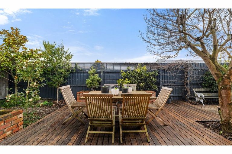 Photo of property in 21 London Street, Richmond, Christchurch, 8013