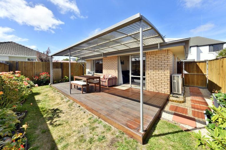 Photo of property in 33 Hornbrook Street, Waltham, Christchurch, 8023