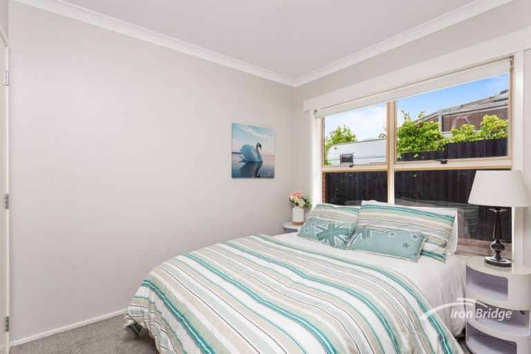 Photo of property in 1/3 Tallington Crescent, Torbay, Auckland, 0630
