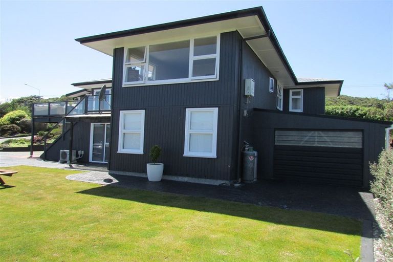 Photo of property in 100 Main South Road, Karoro, Greymouth, 7805